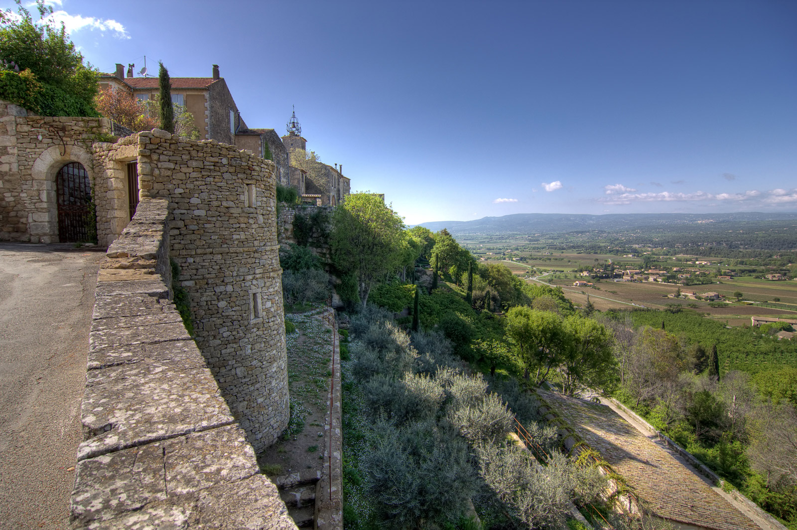Ménerbes, la citadelle